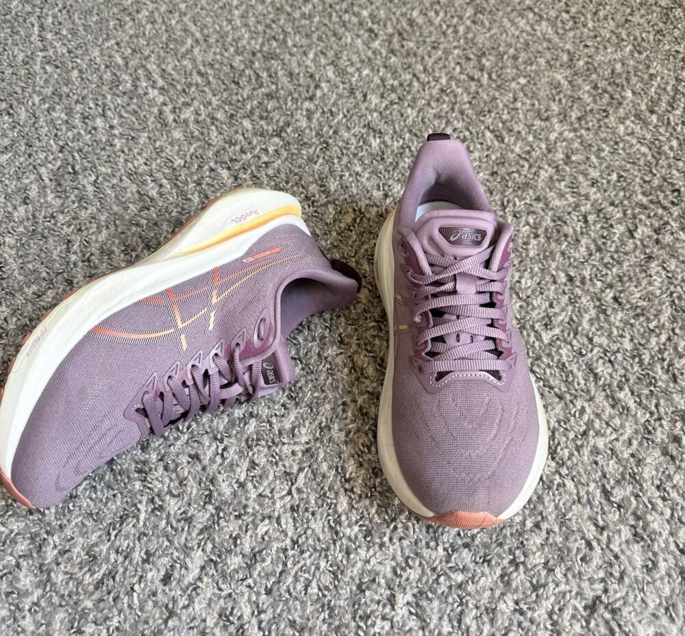 Asics GT 2000 13 Shoes Womens Size 7.5 Wide Purple Running Athletic Sneakers